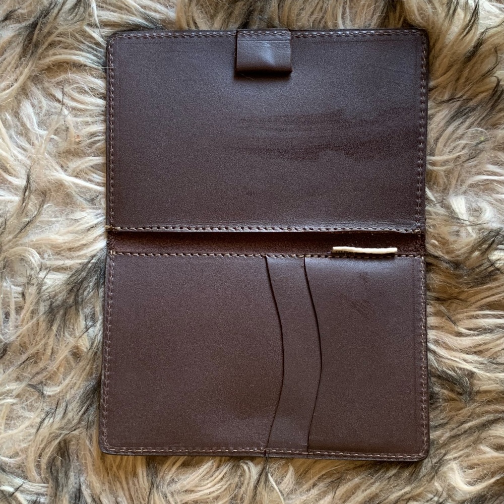 Iron & Resin Men's Passport Wallet